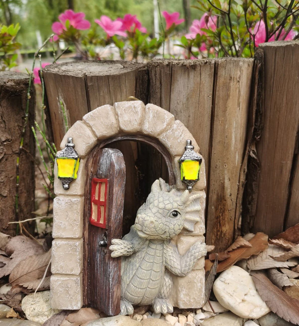 SHOWFEICAT dragon garden decor brings playful personality to your yard