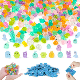 ShtNeeg 70-pcs mini resin animals set in mystery blind bags for a collectible collection