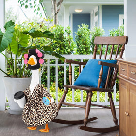 Shyyween 23-inch fit ensures easy dress for lawn geese