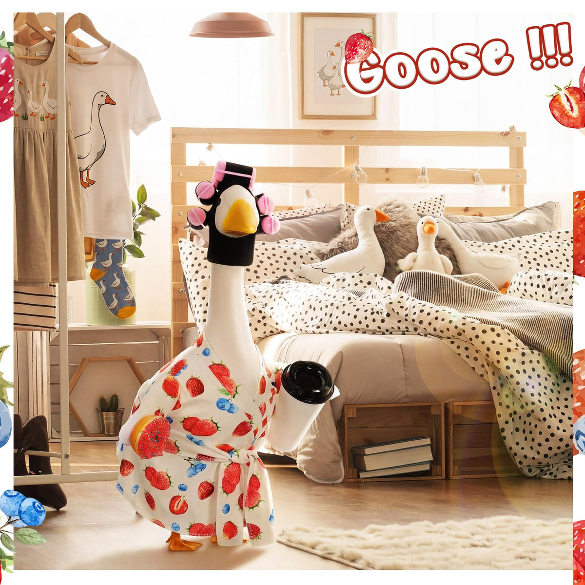 Shyyween Outdoor Goose decor fits standard lawn geese for easy styling.