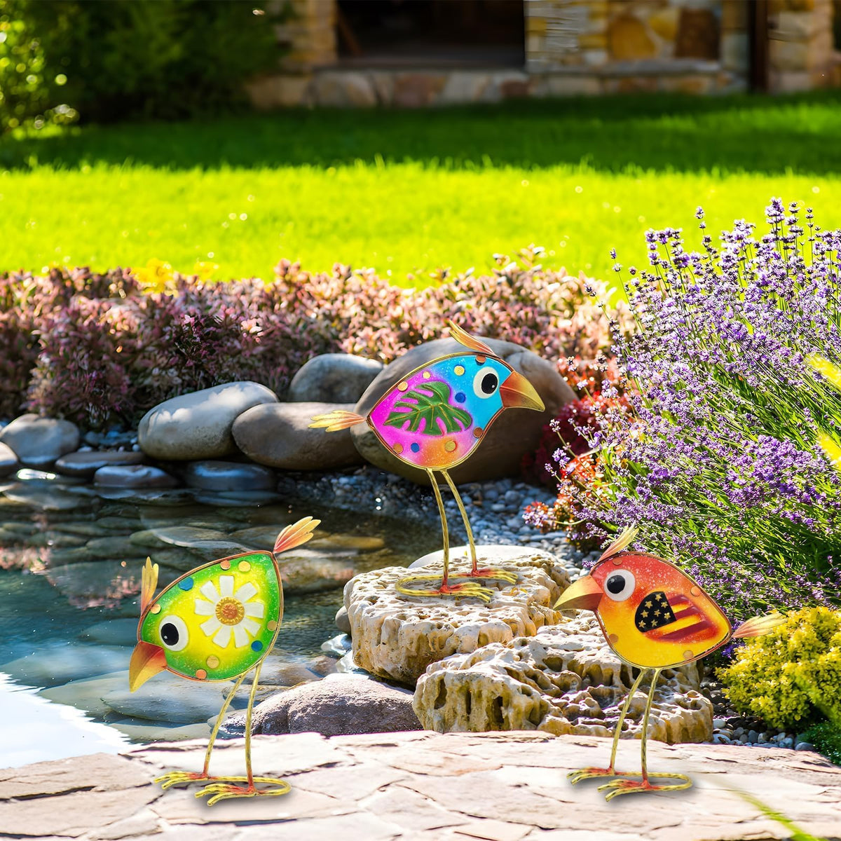 SILERUR hand-painted details showcase craftsmanship on each bird.