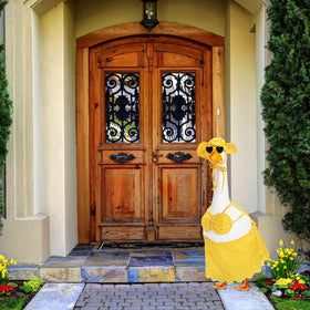 Silicherry 23-inch goose outfit fits lawn statues securely