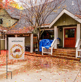 Silintion supports standard 12x18 inch flags for seasonal displays.