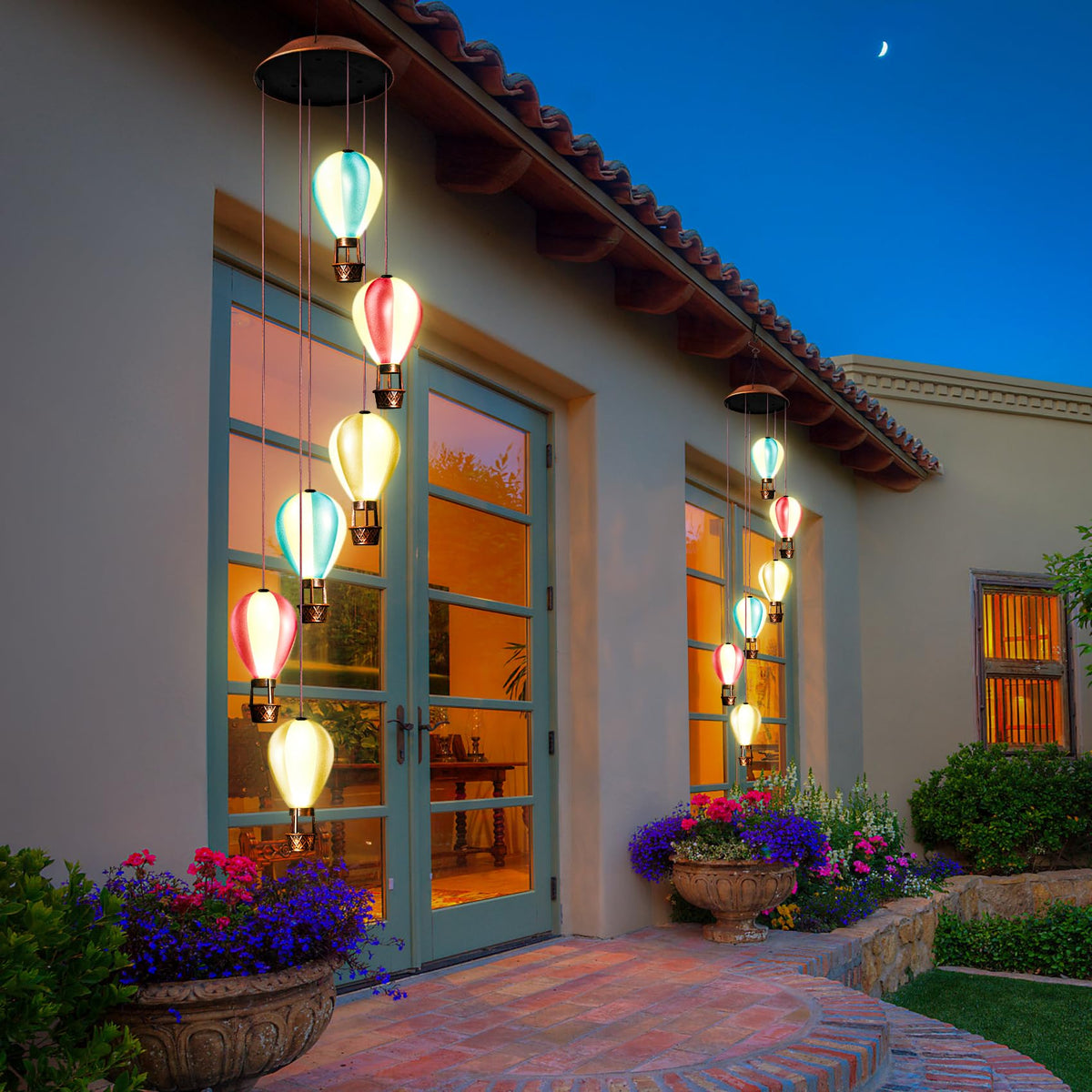 Singingarden weather-resistant wind chime withstands rain for year-round decor.