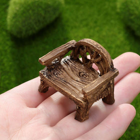 Skylety dollhouse miniature furniture detail in resin for elevated realism.