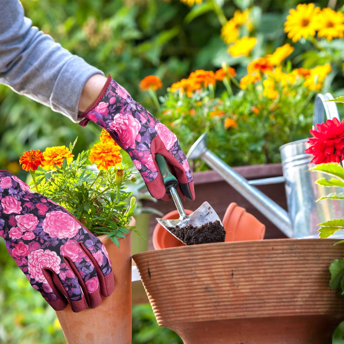 SLARMOR machine-washable gloves for quick cleaning after gardening