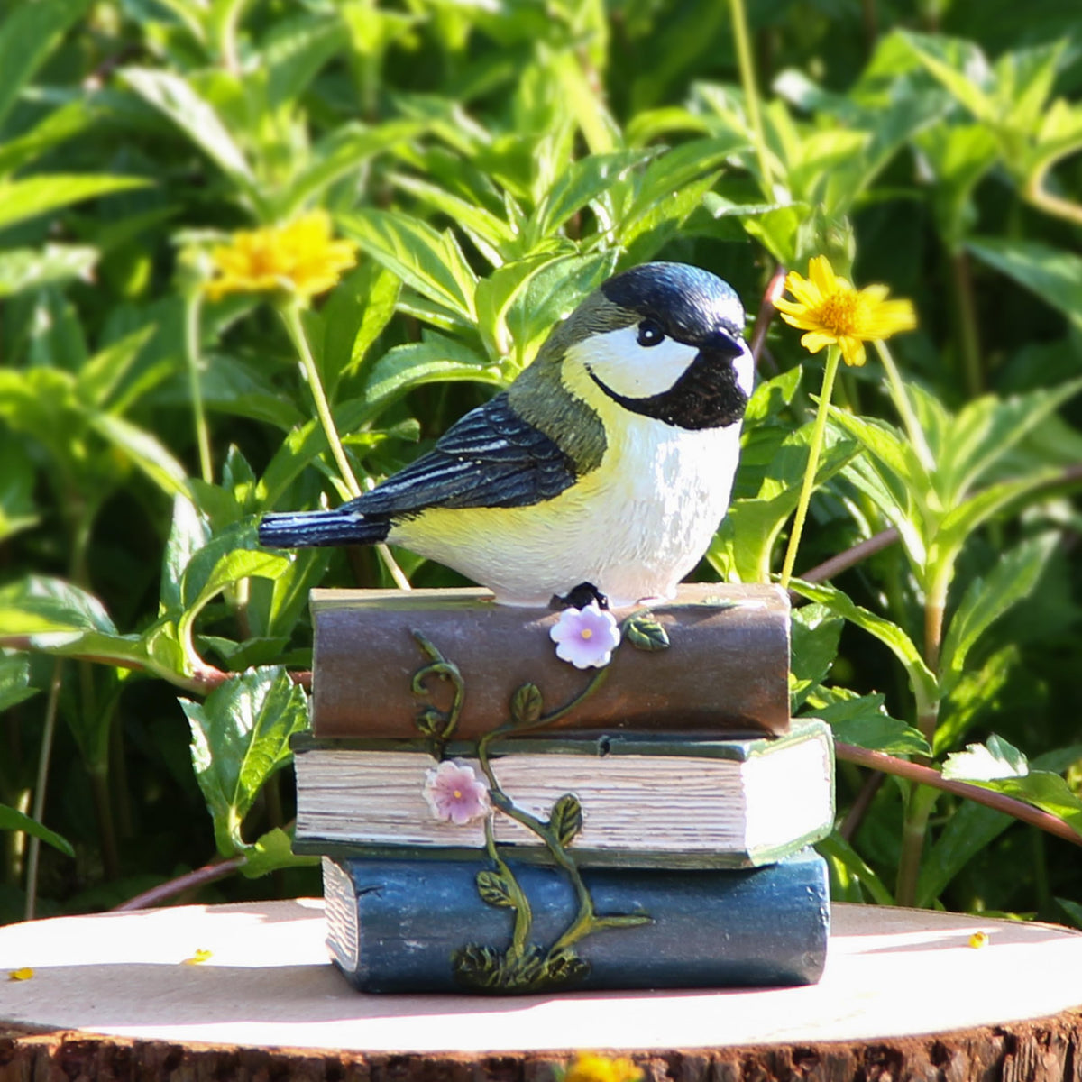 Smadeer books-vine bird sculpture suitable for tabletops and desks.