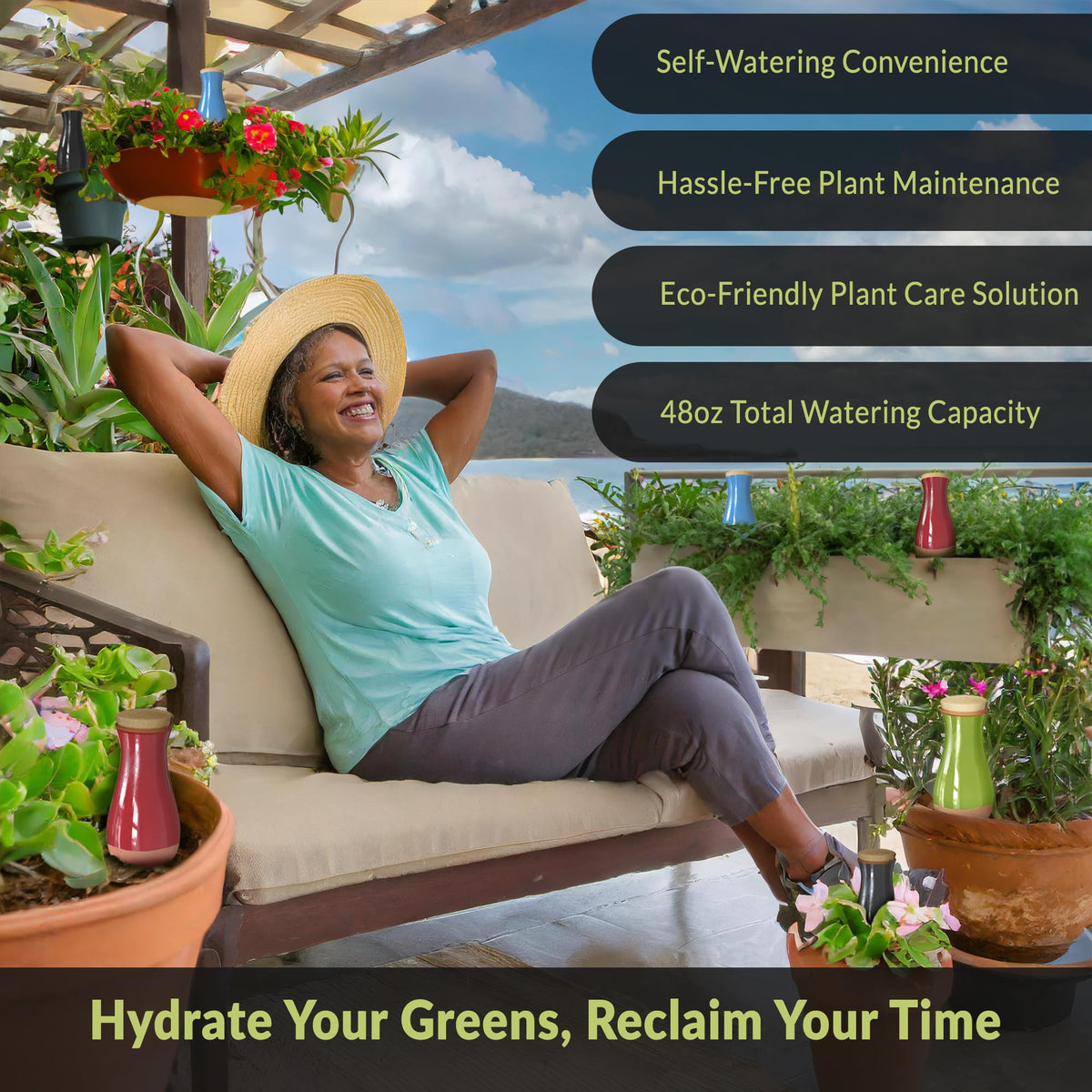 SmartiLiving large reservoir enables up to four weeks of plant hydration