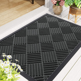 Smiry front door mat keeps floors drier and cleaner for longer.