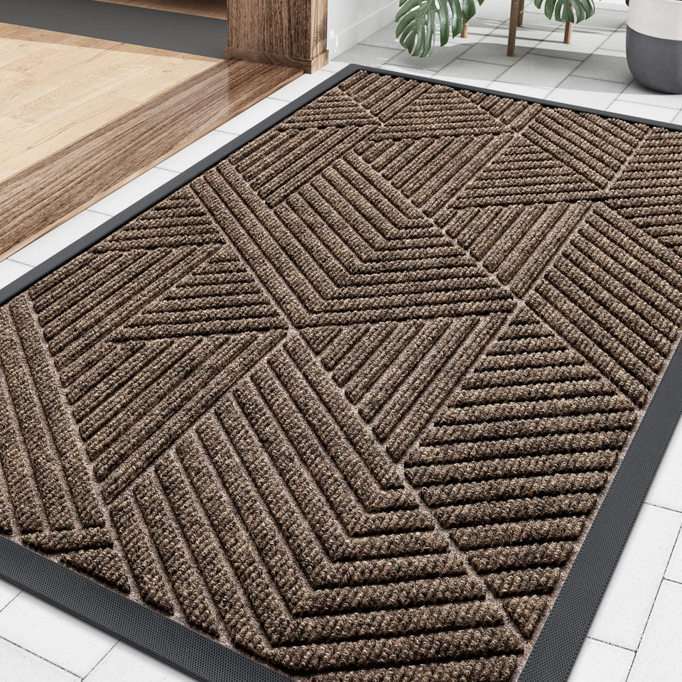 Smiry front door mat outside entrance traps dirt and moisture at the doorway