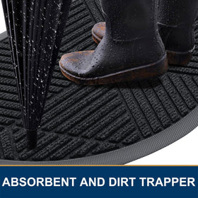 Smiry heavy-duty natural rubber doormat with non-slip edge for safe entry.