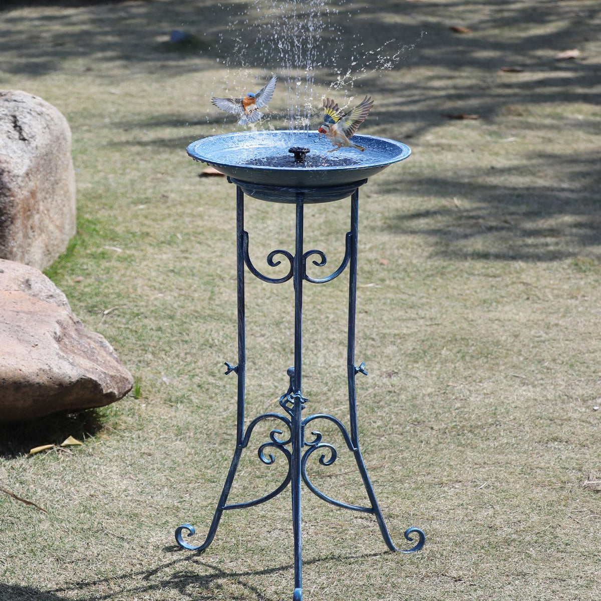 SMQLJXC solar fountain blue pump close-up shows water flow to attract birds.