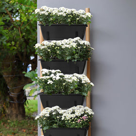 Smusei rectangular herb and flower pot boxes fit compact balcony spaces.