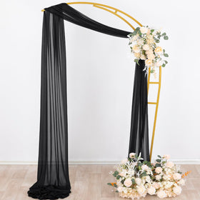 Socomi drapes in ambient light deliver an elegant, versatile decorative element.
