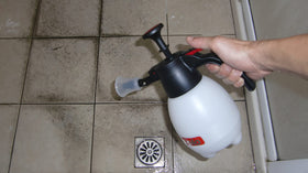 Solo 418 sprayer multi-directional nozzle for flexible sprays.
