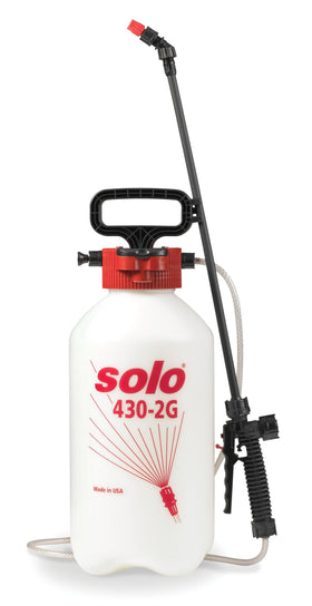 Solo 430-2G sprayer with funnel-top opening for easy filling and cleaning.