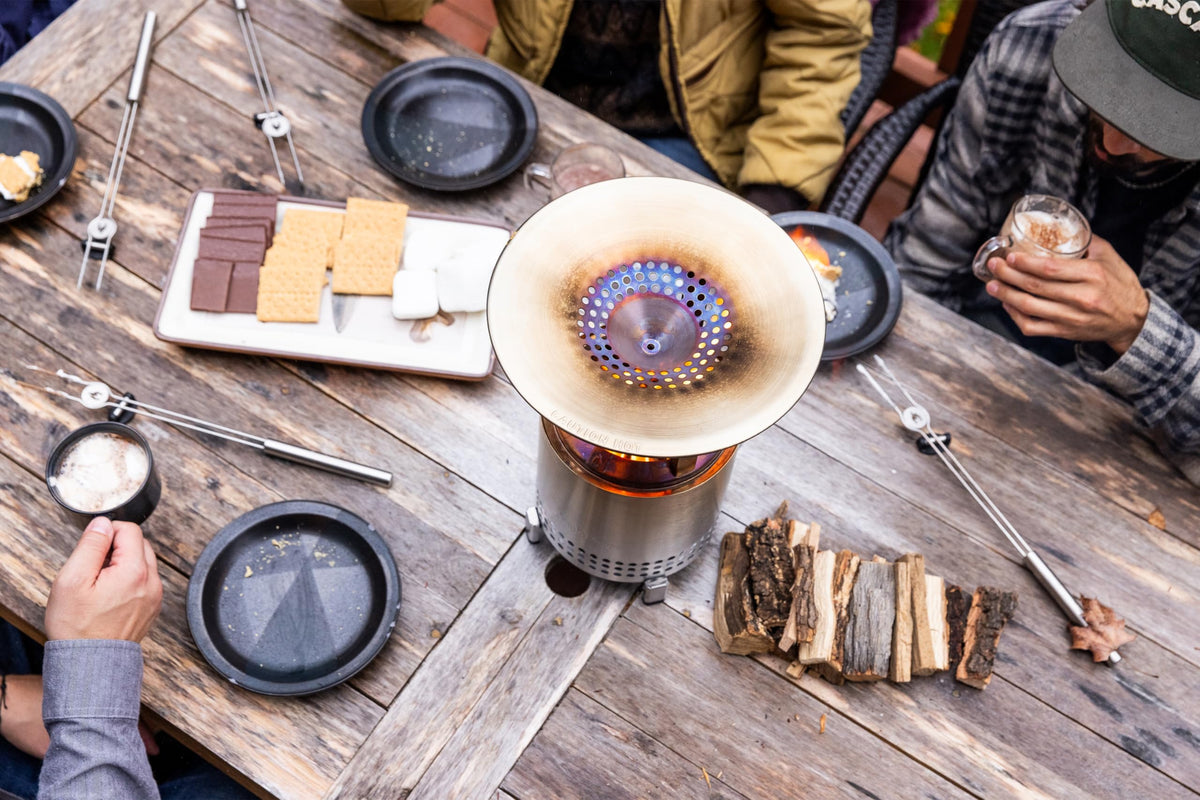 Solo Stove Mesa XL heat deflector weighs 1.43 lbs for portable outdoor use.