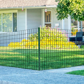 SOTTORICH mesh helps protect seedlings and vegetables in beds.