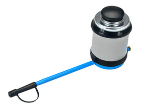 Southern Homewares powder duster nozzle reaches cracks and crevices with precision.
