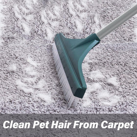 SOYUS rake lifting pet hair from carpets and floors