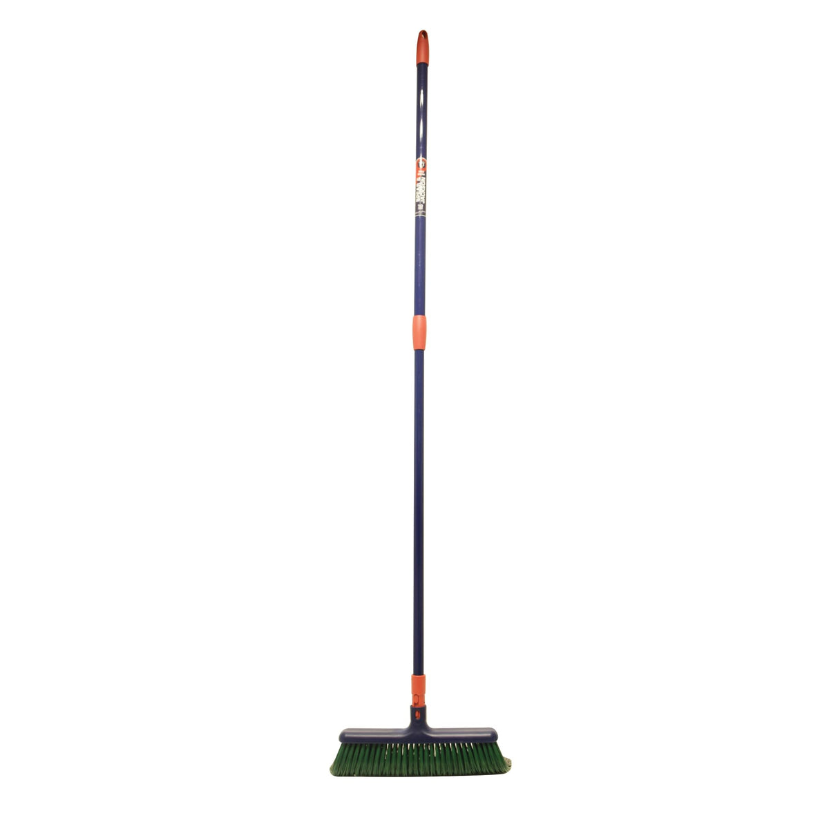 Spear & Jackson 4865RB curved bristles enhance sweeping action