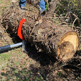 Speed Force TimberJack dual-foot design provides stable cuts on soft ground.