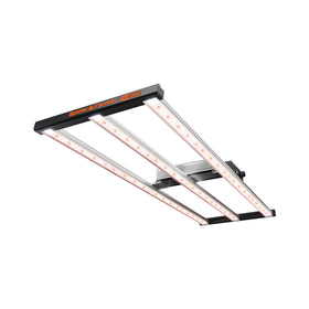 Spider Farmer SE4500 front view with even canopy coverage for uniform plant growth