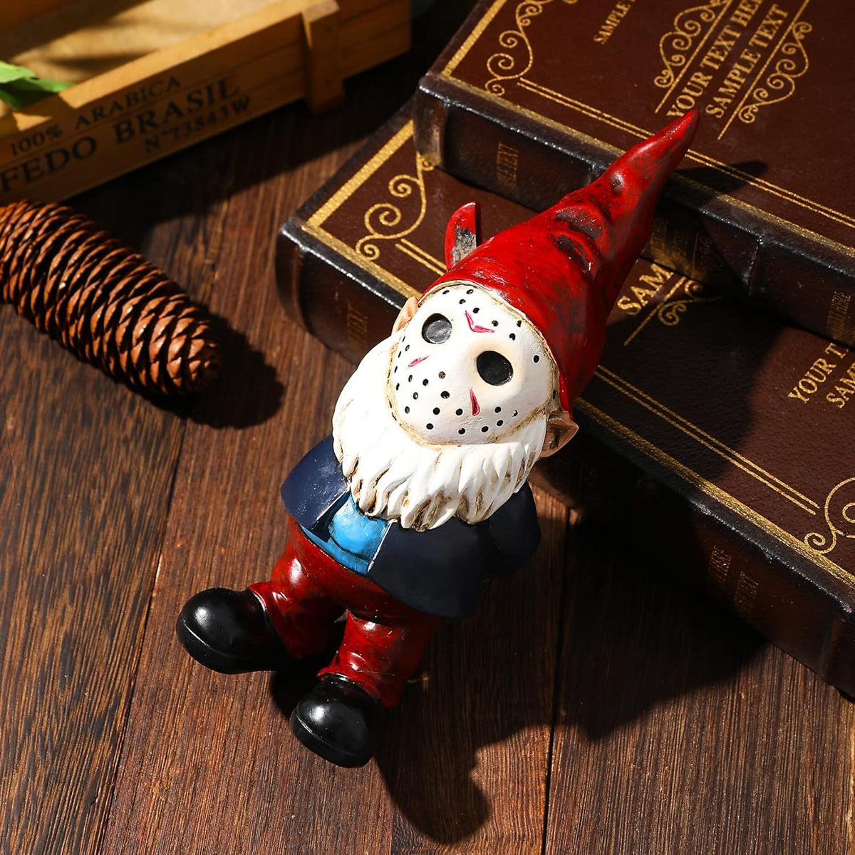 SPINNDO horror fan gnome gift ideal for birthdays and parties.
