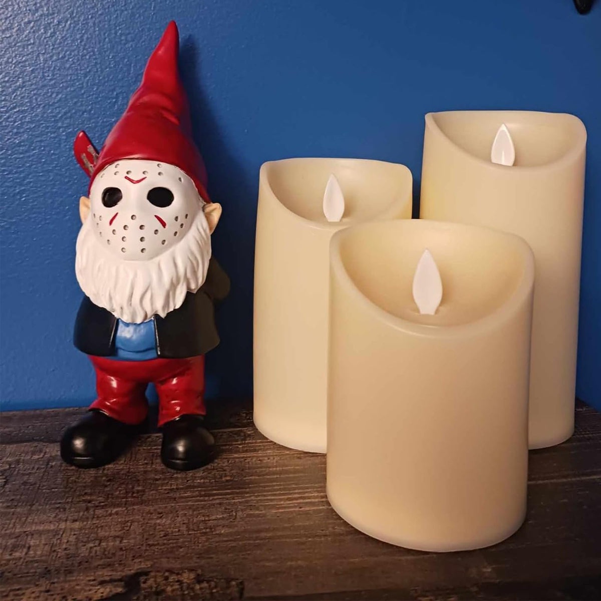 SPINNDO weatherproof gnome outdoor use resists sun and rain.
