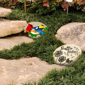 Spoontiques Scatter Kindness stepping stone 9-5/8 inch diameter detail view.