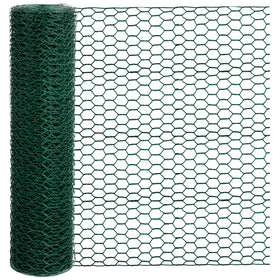 Srapwati floral wire netting shows wide coverage for large arrangements.