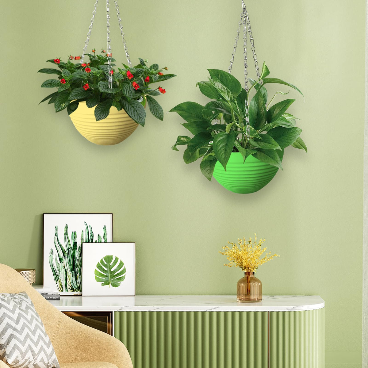 Srmayyi blue hanging planter creates calm color accents on balconies.