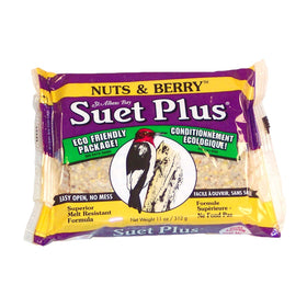 ST. ALBANS BAY SUET PLUS 11-oz cakes deliver durable servings for steady feeding.