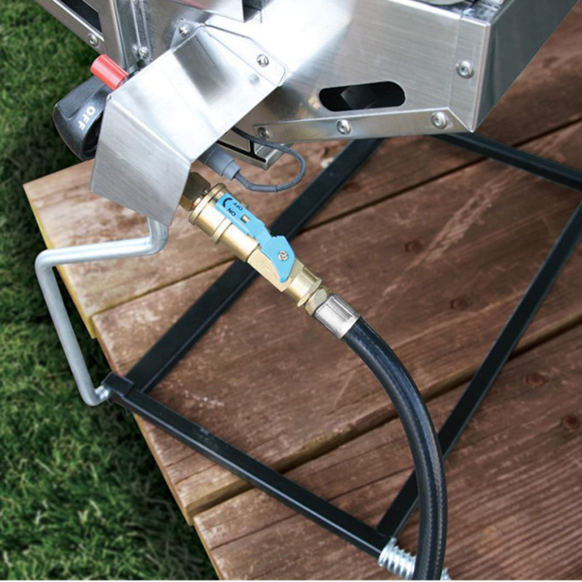 Stanbroil Olympian compatibility hose connects safely to RV grills and heaters