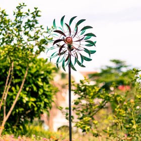 Stargarden outdoor spinner is easy to assemble without wiring.