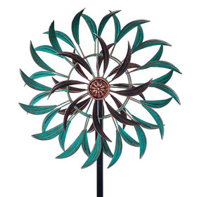 Stargarden metal wind spinner with 360-degree rotation for vibrant yard motion.