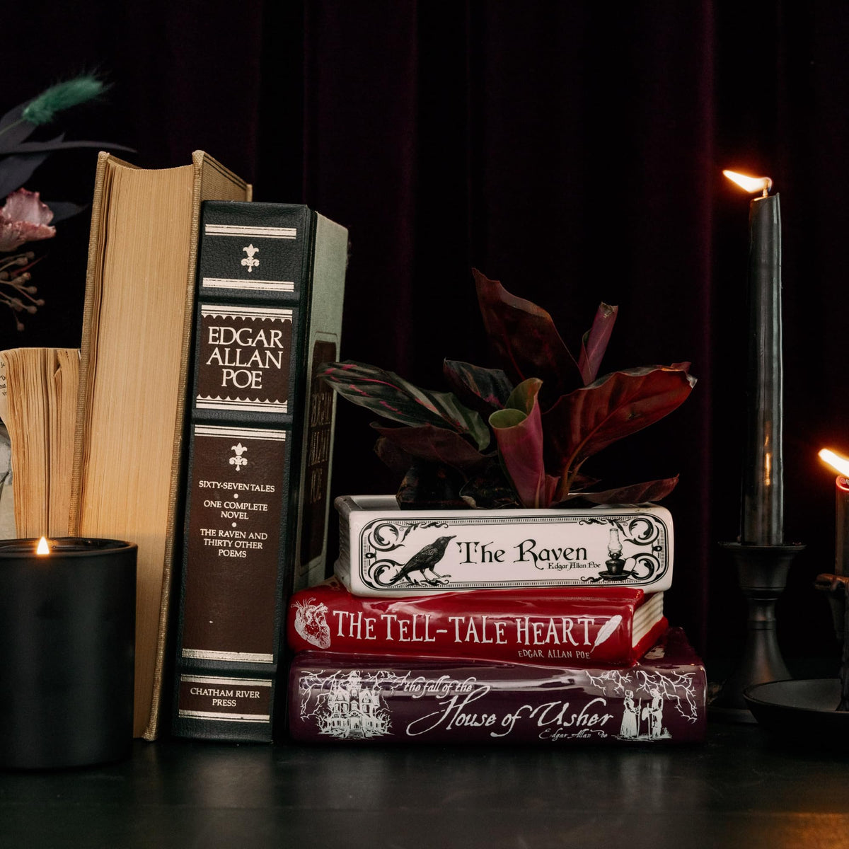 STEEL MILL AND CO house-of-usher detail, features ribbed pages for a vintage-inspired shelf accent.