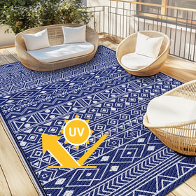 StepLively easy-clean outdoor rug cleans with hose or cloth