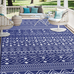 StepLively outdoor rug 5x8 blue stripe pattern for patio ambiance