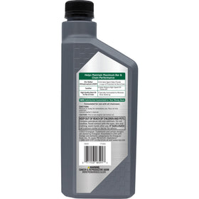STP Premium Bar & Chain Oil tackifier visual demonstrating reduced high-speed oil throw-off