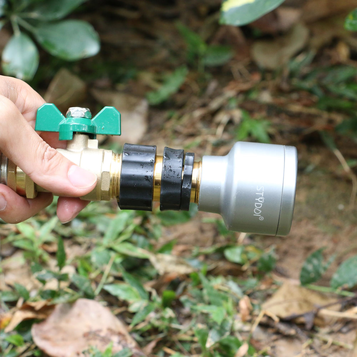 STYDDI four male and four female fittings demonstrate versatile swapping for multiple hoses.