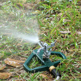 STYDDI all metal sprinkler provides dependable watering for outdoors.