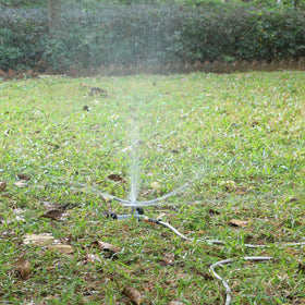 STYDDI series connection allows chaining multiple sprinklers for larger lawns.
