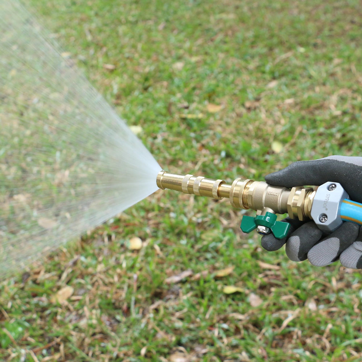STYDDI zinc clamps with screws secure hoses firmly during watering.