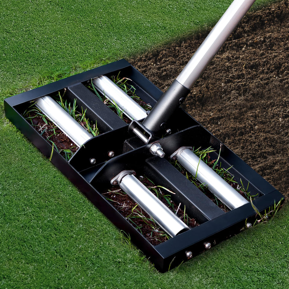 Suchtale lawn leveling rake with aluminum rollers improves glide during soil leveling.
