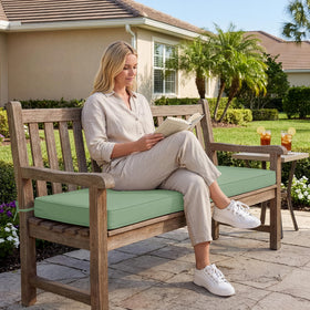 Summsun bench cushion close-up highlights 250gsm fabric and fade-resistant color