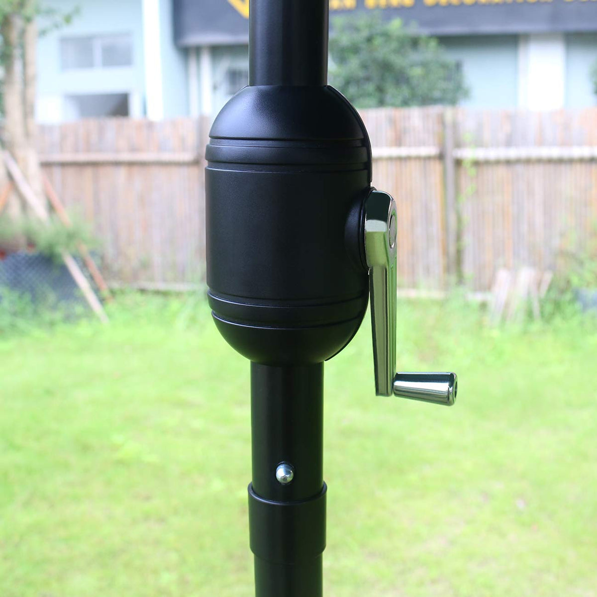 Sunnyglade 6-rib design ensures strong canopy stability.
