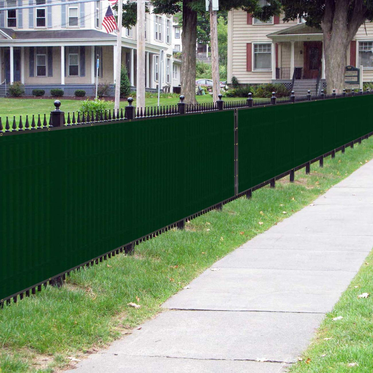 Sunnyglade easy-install fence screen with zip ties for quick setup.