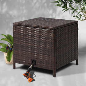 SUNNYPARK metal frame supports the weather resistant hose box