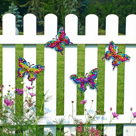 SUNREEK 9x7 inch butterfly yard decor brightens outdoor spaces.
